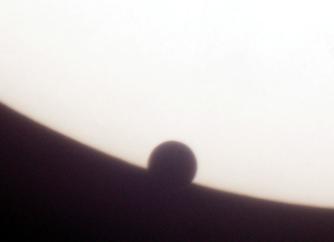 Venustransit 8. Juni 2004, 13:08 Uhr MESZ